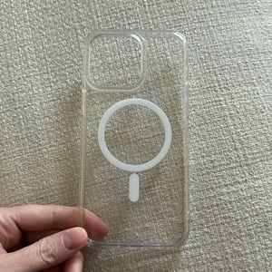 iPhone 15 Pro Max Clear Case MagSafe